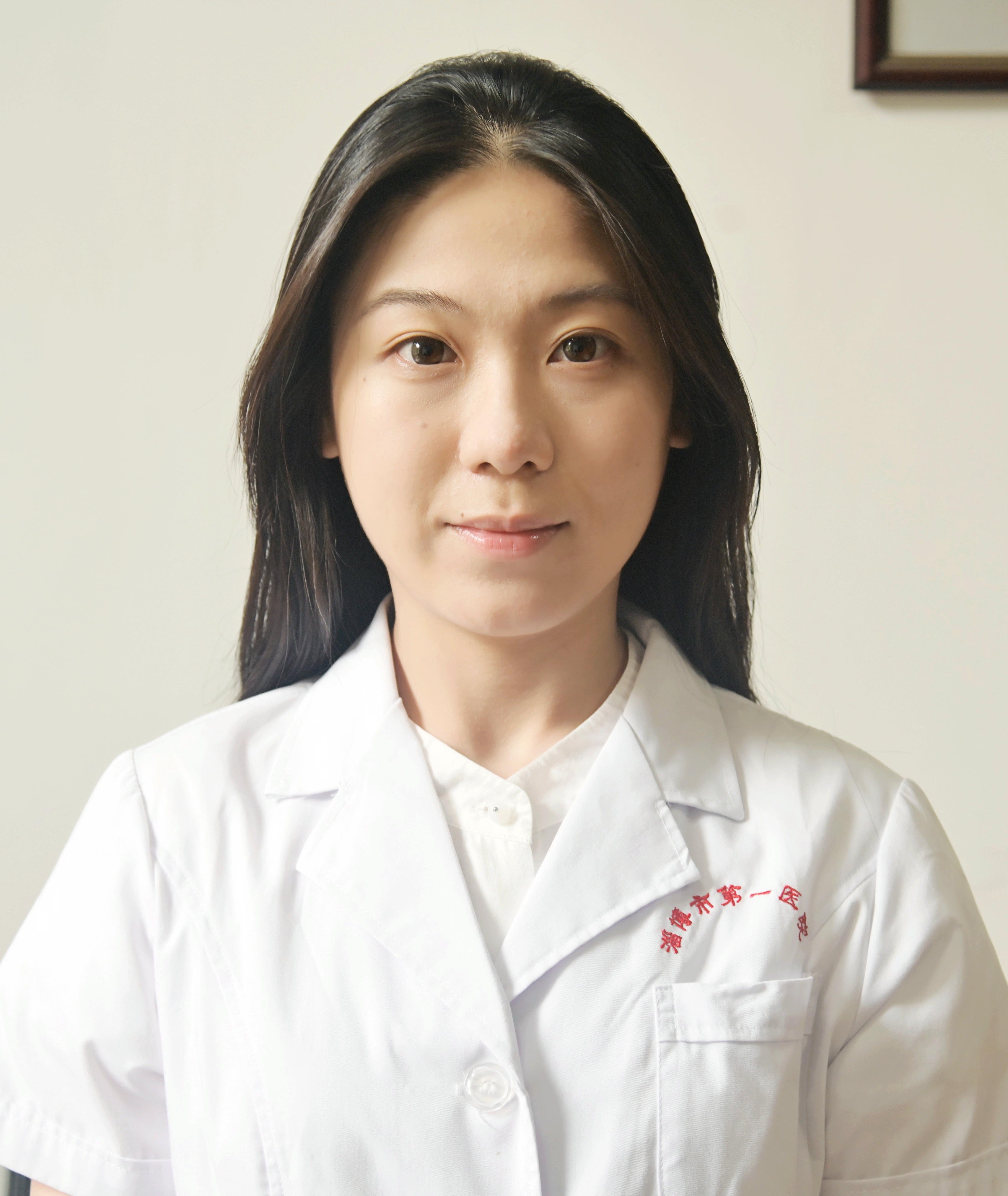 耿逸凡